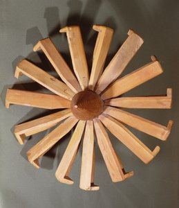 عجلة الغزل العربية (خشب)