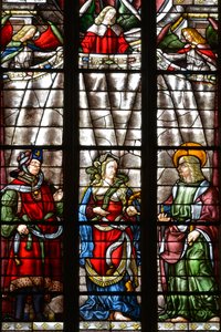 النبي دانيال و Sibylle Cimmerienne و Saint Matthew the Evangelist - زجاج ملون من كنيسة Saint Louis ، Arnaud de Moles (1470-1520) اكتمل في 1513 - Cathedrale Sainte Marie d'Auch (Gers) (القرنين الخامس عشر والسابع عشر)