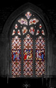 تربية لعازر ، ماري في القبر ، ورفع ابنة جايروس ، 1850 (زجاج ملون) بواسطة Augustus Welby Northmore Pugin
