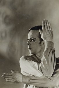 بطاقة بريدية لروبرت Helpmann (1909-86) في The Wanderer 1941 بواسطة مصور استرالي