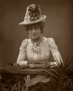 الممثلة البريطانية سيسي جراهام في النشل ، 1886. بواسطة بارود