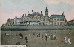 Le Kursaal والشاطئ في أوستند في بلجيكا. أُرسلت البطاقة البريدية عام 1913. بواسطة مصور بلجيكي