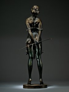 The Riding Crop ، حوالي 1925 (برونزي) (انظر أيضًا 940322) بواسطة برونو زاك
