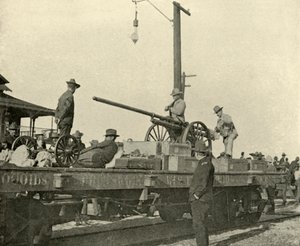 الرقيب بورو والبندقية الدينامية ، الحرب الإسبانية الأمريكية ، يونيو 1898 ، 1899.