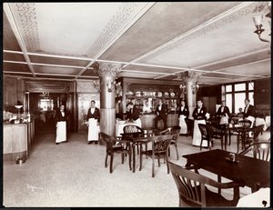 مقهى في فندق ماجستيك ، 1902 (طباعة الجيلاتين الفضي) بواسطة شركة بايرون
