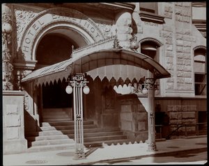 مدخل فندق إيرلنغتون ، 55 غرب شارع 27 ، نيويورك ، 1906 (طباعة الجيلاتين الفضي) بواسطة شركة بايرون