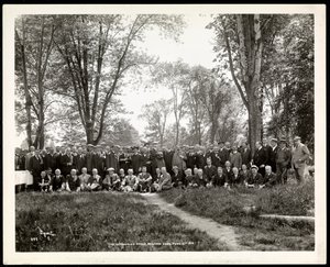 مديري الفنادق في The Griswold&39;s Oasis ، Milford ، Conneticut ، 12 يونيو 1919 (طباعة الجيلاتين الفضي)