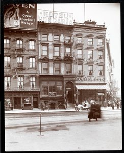 منظر لفندق هنغاريا وفندق هيو سليفين في يونيون سكوير إيست وشارع 14 ، نيويورك ، 1905 (طباعة الجيلاتين الفضي) بواسطة شركة بايرون
