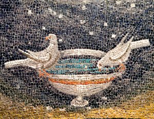 الفن البيزنطي: "الحمام يشرب من الينبوع" تفاصيل فسيفساء. 425 تقريبًا Mausolee of Galla Placidia (390-450) ، إمبريس الروماني. رافينا ايطاليا