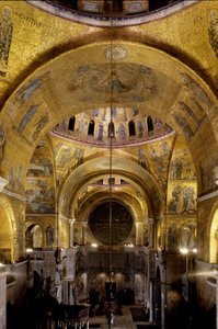 العمارة البيزنطية: منظر للجنوب (مع قبة ديدي للقديس ليونارد) ، الوردة. 1542-1551 Basilica di San Marco (كنيسة القديس مرقس) ، البندقية