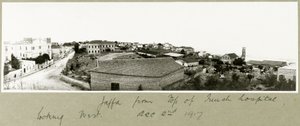 يافا من أعلى المستشفى الفرنسي باتجاه الغرب ، 2 ديسمبر 1917 بواسطة كابتن. آرثر رودس