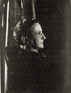 جيرترود شتاين (1874-1946) 4 نوفمبر 1934 (طبعة فضية جيلاتينية) بواسطة كارل فان فيشتن