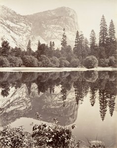 بحيرة ميرور ، يوسمايت ، كاليفورنيا. 1872 ، طبع كاليفورنيا. 1876. بواسطة كارلتون إي واتكينز.