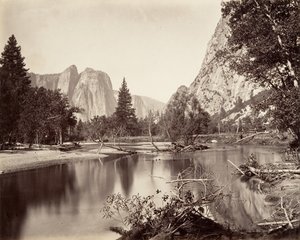النظر إلى أسفل وادي يوسمايت ، كاليفورنيا. 1872 ، طبع كاليفورنيا. 1876. بواسطة كارلتون إيمونز واتكينز