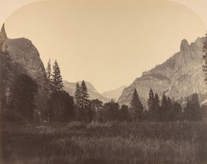 Up the Valley ، North Dome in Center ، Sentinel on Left ، 1861. بواسطة كارلتون إيمونز واتكينز