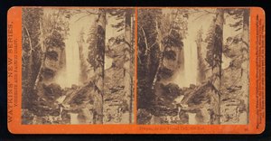 Piwyac ، أو Vernal Fall عند انخفاض المياه ، 300 قدم ، وادي يوسمايت ، مقاطعة ماريبوسا ، كال