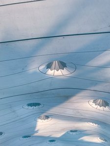 التركيب - الهندسة المعمارية، 2022 (الصورة) بواسطة سيسيل جاميت