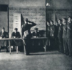 موكب الأجور ، 1941 بواسطة سيسيل بيتون