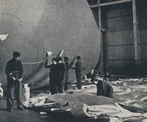 الحبل ، 1941 بواسطة سيسيل بيتون