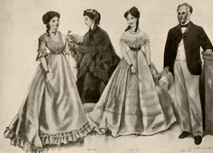 ملابس من 1860-1870 ، 1907 ، 1937.