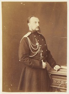 نيكولاس نيكولايفيتش دي روسي - صورة لدوق روسيا الأكبر نيكولاس نيكولايفيتش (1831-1891) ، رسمها بيرجاماسكو ، تشارلز (كارل) (1830-1896). صور الألبومين ، ج. 1874. أرشيف الدولة الروسية للأفلام والصور ، كراسنوجورسك بواسطة تشارلز برجاماسكو