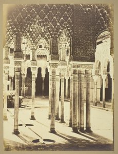مدخل محكمة الأسود بقصر الحمراء