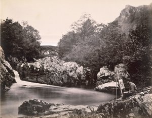 جسر Lledr ، بالقرب من Bettws-y-coed (طبعة زلال من سلبية التآكل الرطب) بواسطة كلارنس هنري وايت