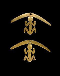 زوج من دلاقات الأذن ، 600-1600 ميلادي (مطروق ومقطع ذهبي) بواسطة ثقافة نارينيو