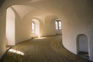 الجزء الداخلي من البرج الدائري ، تم الانتهاء عام 1643 بواسطة المدرسة الدنماركية