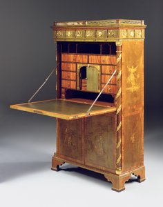 الإفرازات الكلاسيكية الجديدة A abattant ، c.1775 (ormolu mounted sycamore، burr yew، tulipwood and marquetry) انظر أيضًا 491918-20)
