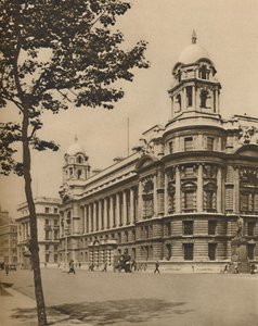 أدمغة الدفاع: مكتب الحرب البريطاني في وايتهول ، c1935. بواسطة دونالد ماكليش