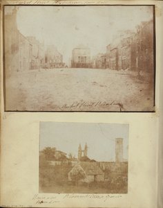 شارع Market Street St. Andrews مع Old Tollbooth ، المطل على الغرب بواسطة دكتور. جون ادامسون