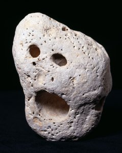 The Munch Pebble (الحجر الجيري الجوراسي) بواسطة إي ماري لابيس