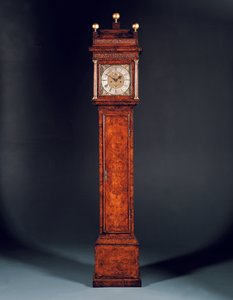 ساعة الملكة آن Longcase ، لا. 463 بواسطة إدوارد بانجر