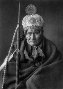 جيرونيمو (1829-1909) زعيم أباتشي