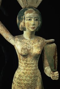 امرأة تحمل قرابين تحمل إناءً مائيًا في يدها وإناء على رأسها ، مصري ، عصر الدولة الوسطى ، حوالي 1950 قبل الميلاد (خشب التين مُغطى بالجص ومطلي) (تفاصيل 93791) بواسطة الأسرة الثانية عشرة المصرية