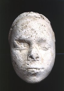 قناع ذكر ، ربما دراسة النحاتين ، من تل العمارنة ، c.1353-1295 قبل الميلاد (الجص)