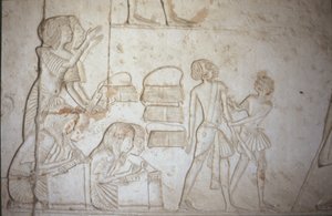 نقش يصور الكتبة في العمل ، من مقبرة حورمحب (c.1323-1295 قبل الميلاد) المملكة الحديثة (رسم جداري) (انظر 218337 لمزيد من التفاصيل)