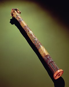 حالة الكتبة لكتابة القصب ، من مقبرة توت عنخ آمون (c.1370-1352 قبل الميلاد) المملكة الحديثة (خشب مذهب مطعّم بأحجار شبه كريمة) (انظر أيضًا 149435)