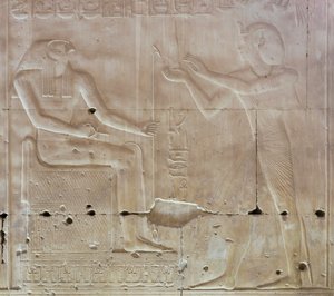 Basrelief ، معبد سيتي الأول ، أبيدوس ، مصر بواسطة الأسرة المصرية التاسعة عشرة