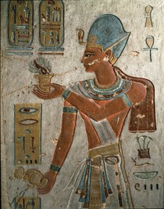 الآثار المصرية: يمثل الفرعون رمسيس الأول (1320-1310 قبل الميلاد) حرق البخور وصب الماء في حفل. حجم رمسيس الأول ، وادي الملوك ، مصر بواسطة الأسرة المصرية التاسعة عشرة