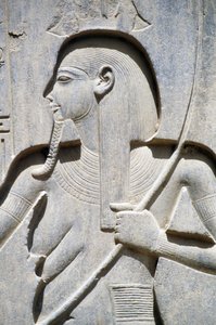  بواسطة الأسرة المصرية التاسعة عشرة