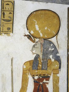 مصر ، طيبة ، الأقصر ، وادي الملوك ، قبر الأمير منتو خربشيف ، لوحة جدارية للإلهة باستيت برأس قطة ، الأسرة العشرين