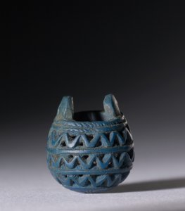 سلة نموذجية كتميمة ، c.1069-945 قبل الميلاد بواسطة الأسرة 21 المصرية