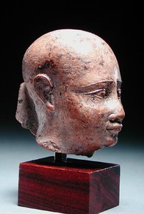 رأس ذكر ، حوالي 350 قبل الميلاد (حجر جيري) (انظر أيضًا 185236) بواسطة الأسرة المصرية الثلاثين