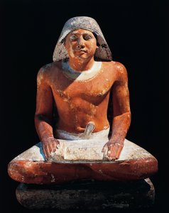 Ancient Egypt: statue of a seated scribe from the necropolis of Saqqara (Sakkara), 5th dynasty, ancient empire (limestone) بواسطة الأسرة الخامسة المصرية
