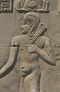 مصر ، الصحراء الليبية ، واحة الداخلة ، دير الحجار ، إغاثة في المعبد المصري. بواسطة مصري مصري