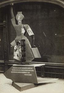 المرأة والصحافة ، 1928. بواسطة اليعازر ماركويتش ليسيتسكي