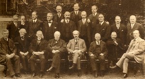 حكومة بريطانيا الأولى للعمل ، 1924 ، 1933.