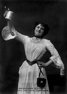 إيفا مور مثل Kathie in Boys ، First Come ، First Served ، 1903.